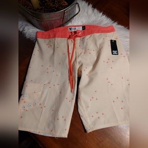 SZ 27 DG APPAREL WOMEN'S BOARD SHORTS NWT